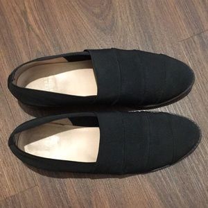 Stuart Weitzman stretch black textile loafer. Leather sole. Made in Spai…